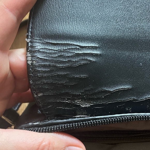 Crossbody cat 🐱 handbag fair condition - Picture 3 of 8